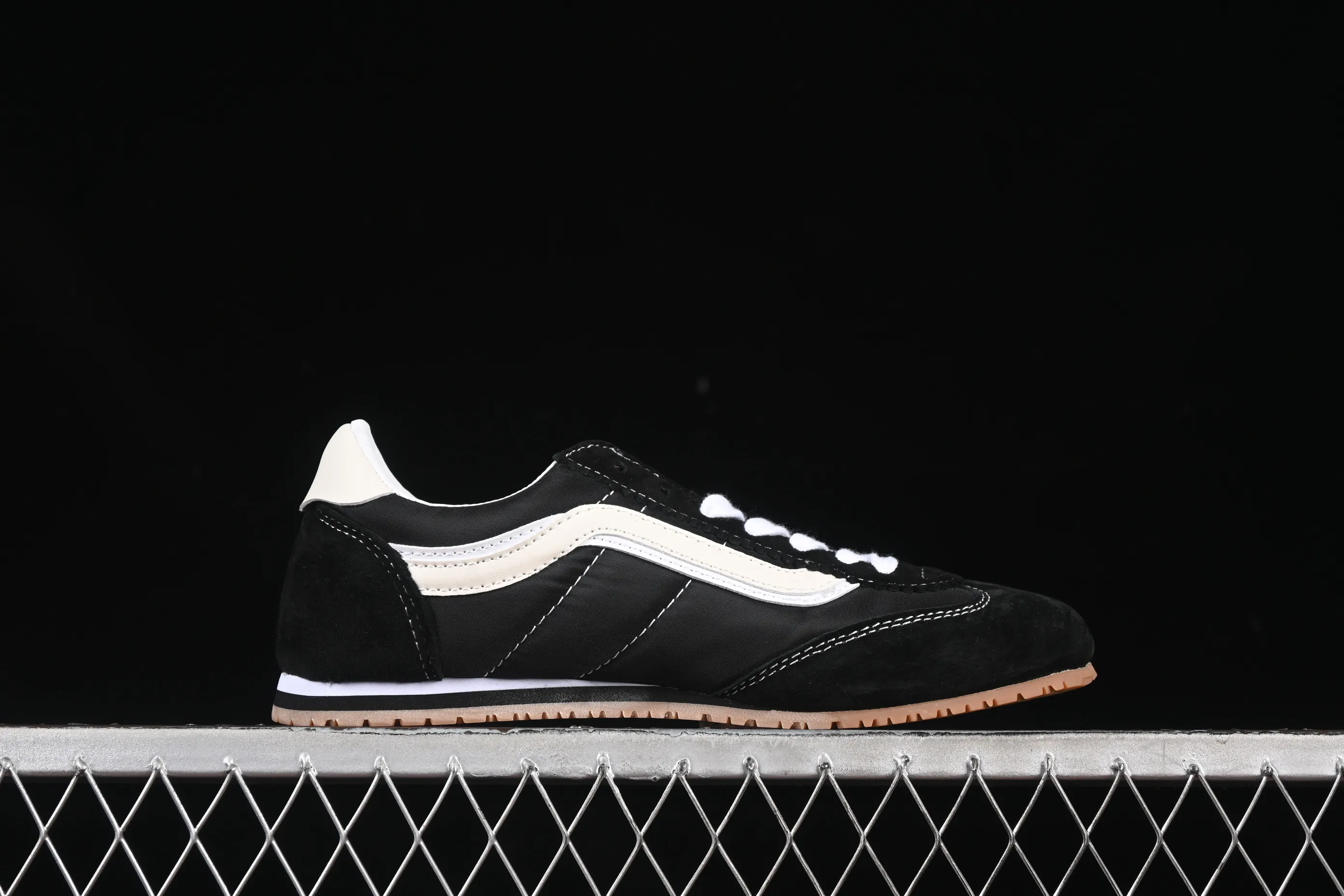 All categories Vans Vans series Vans Low Vans low top Vans Siper Lowpro Vans retro lightweight casual life shoes VN000D83RNE